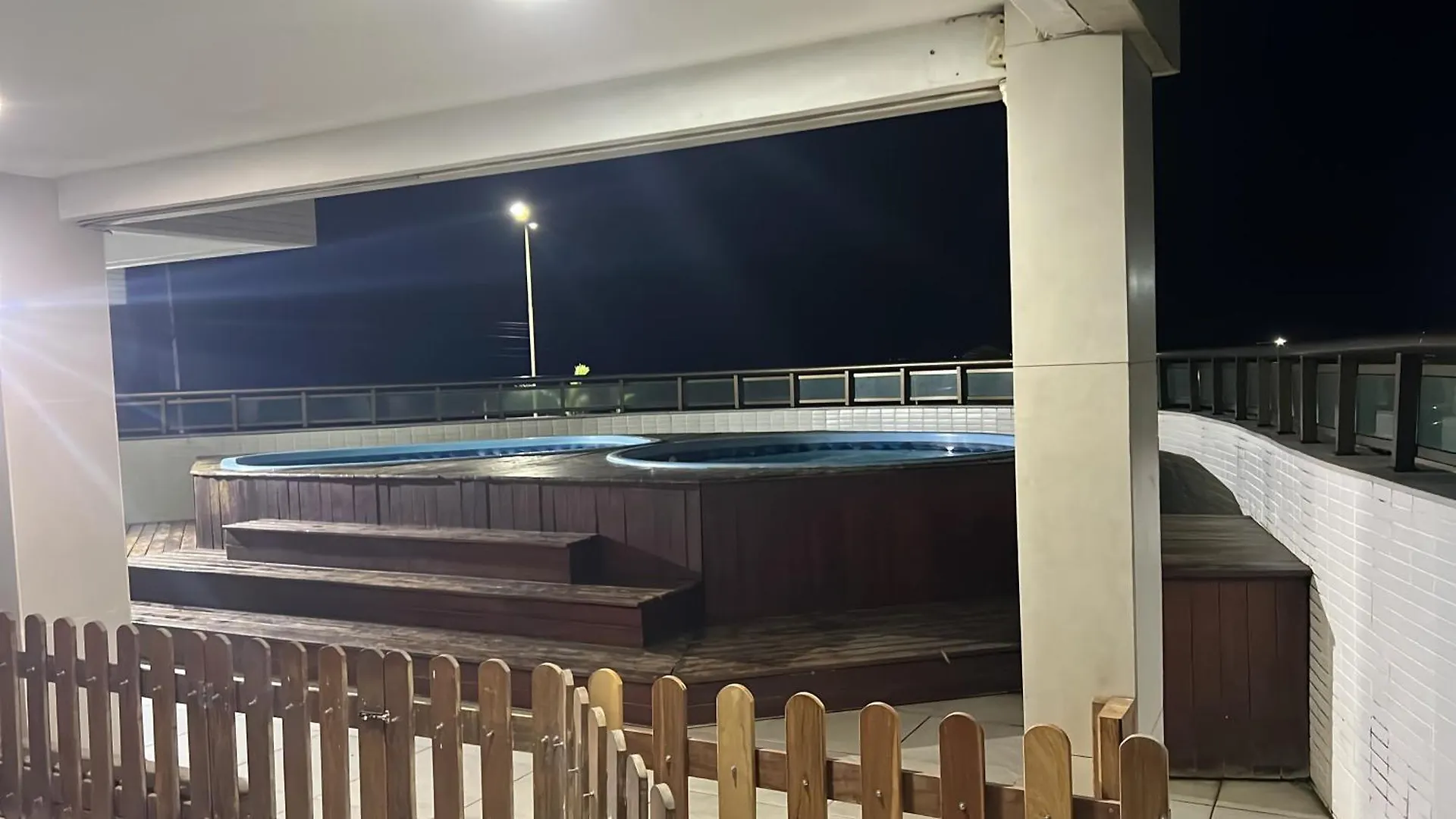 Apartamento De Vista Para A Piscina Na Orla Da Praia Grande Arraial Do Cabo 0*,  Brazil