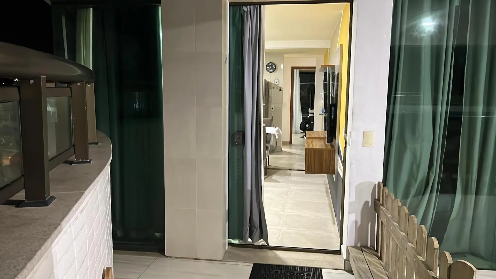 Apartamento De Vista Para A Piscina Na Orla Da Praia Grande Arraial Do Cabo 0*,  Brazil